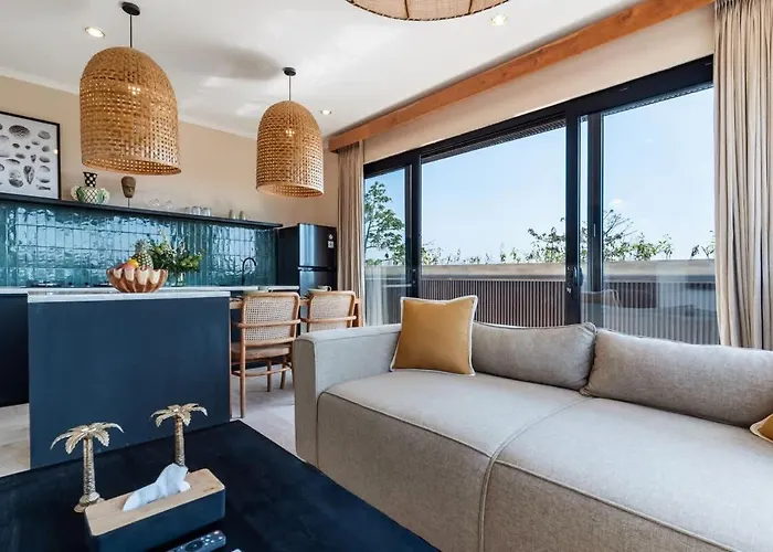 Brand-new With Pool Minutes From Appartamento